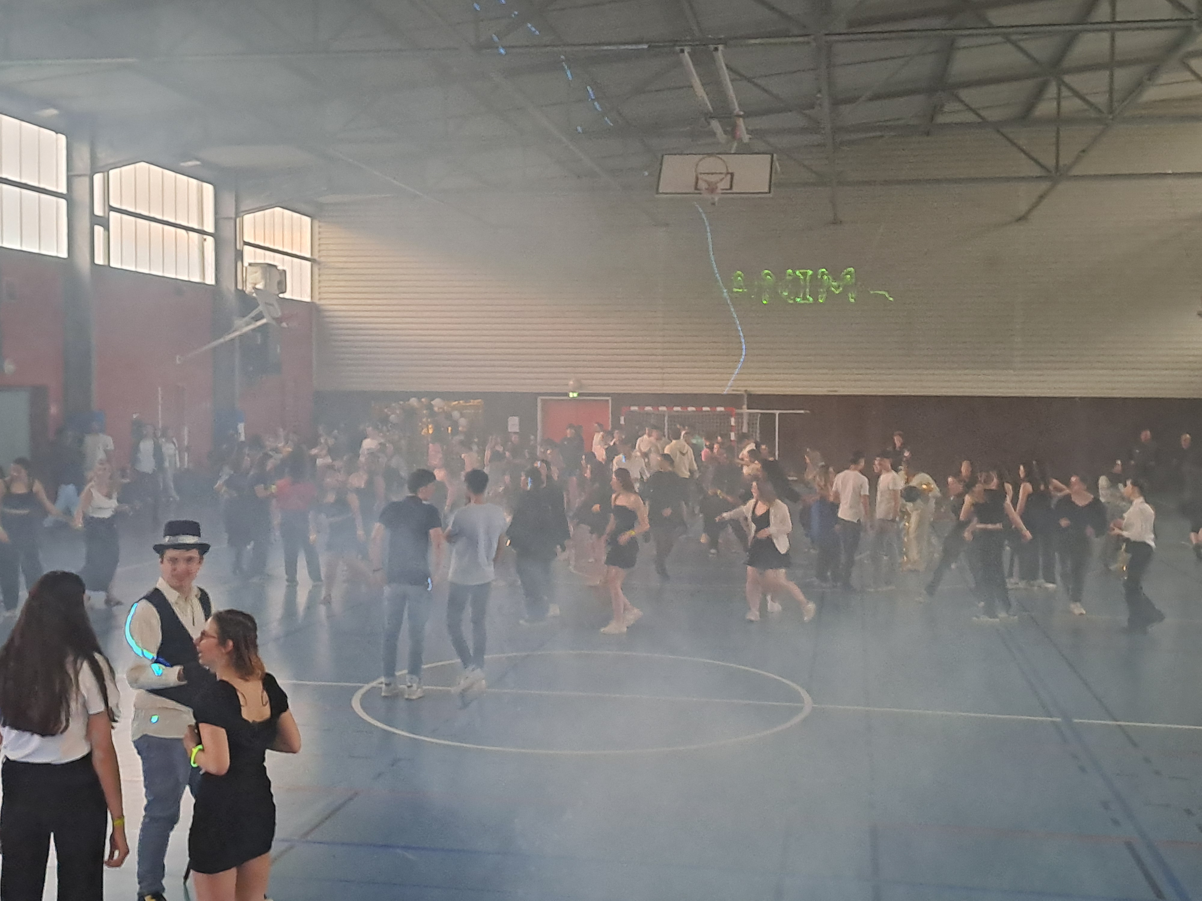 Bal de fin d'année d'un lycée